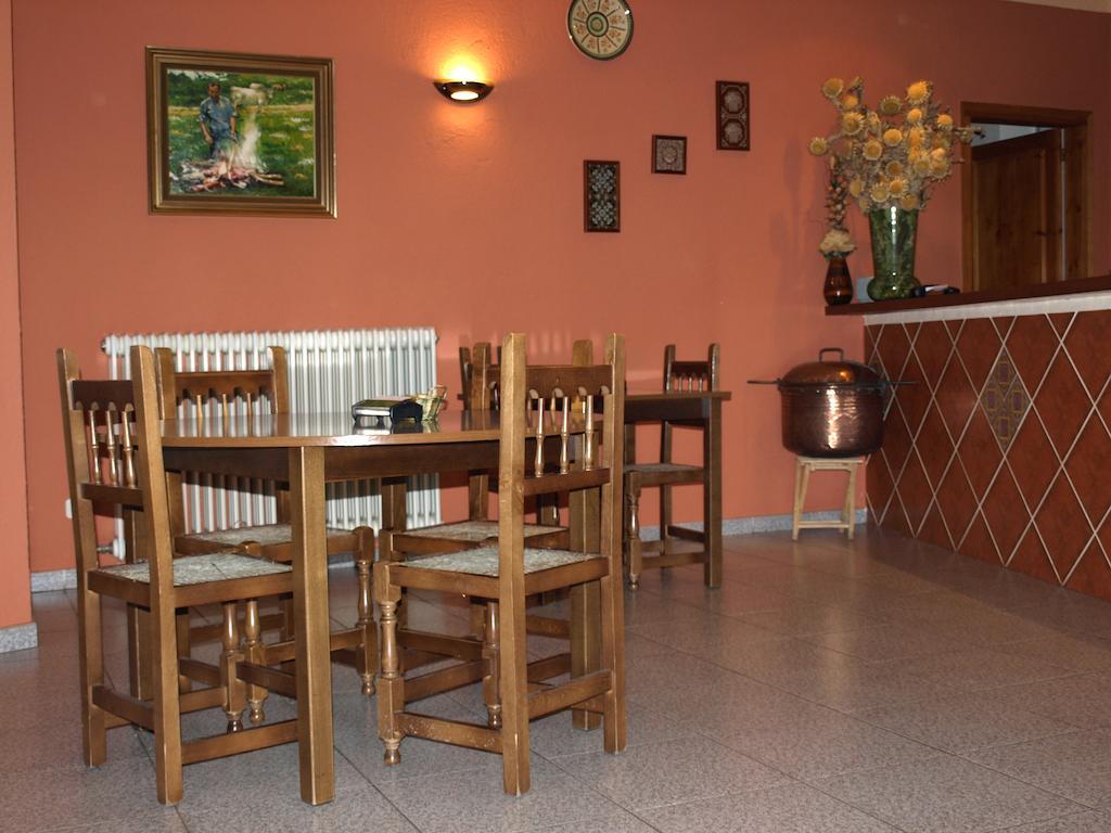 Hotel La Farga รีโปลล์ ภายนอก รูปภาพ